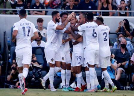 la galaxy celebrating